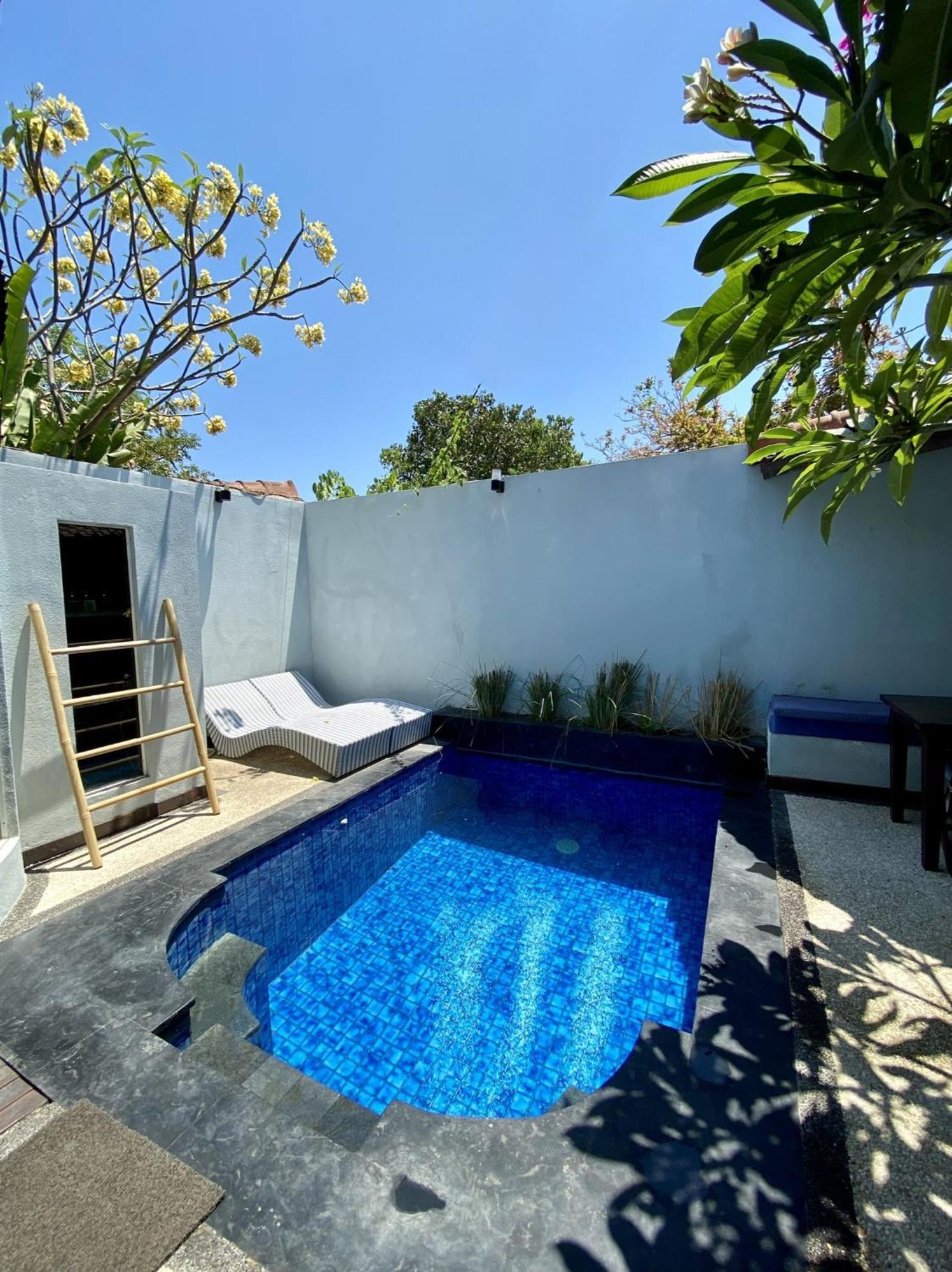 Stay Shark Villas Gili Air Exterior foto